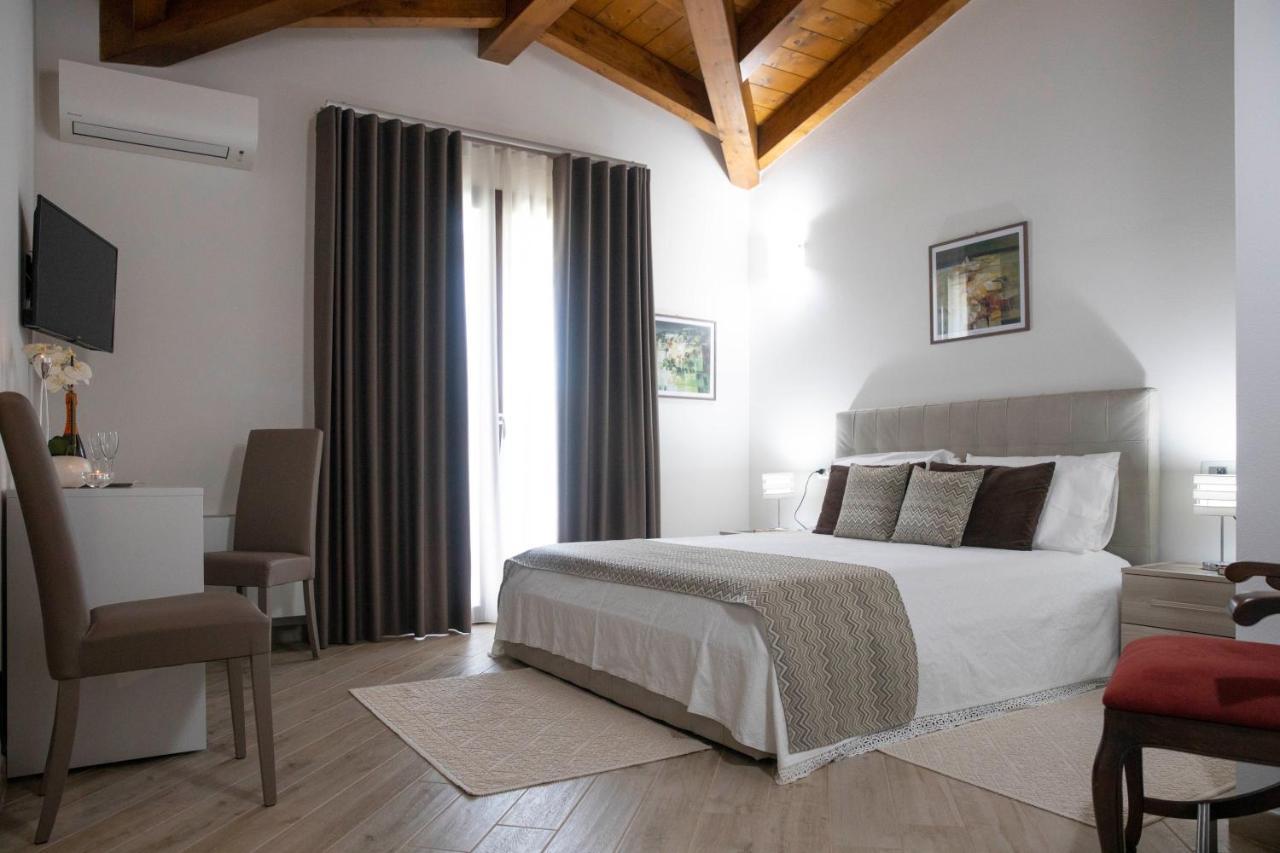 Irilor Luxury B&B Valledoria  Εξωτερικό φωτογραφία
